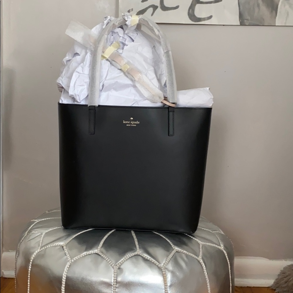 NWT 🌟 Kate Spade Lawton Rose & Black Tote